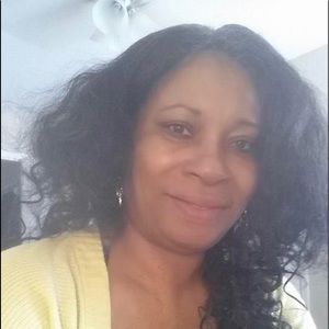 Meet your Posher, Paula